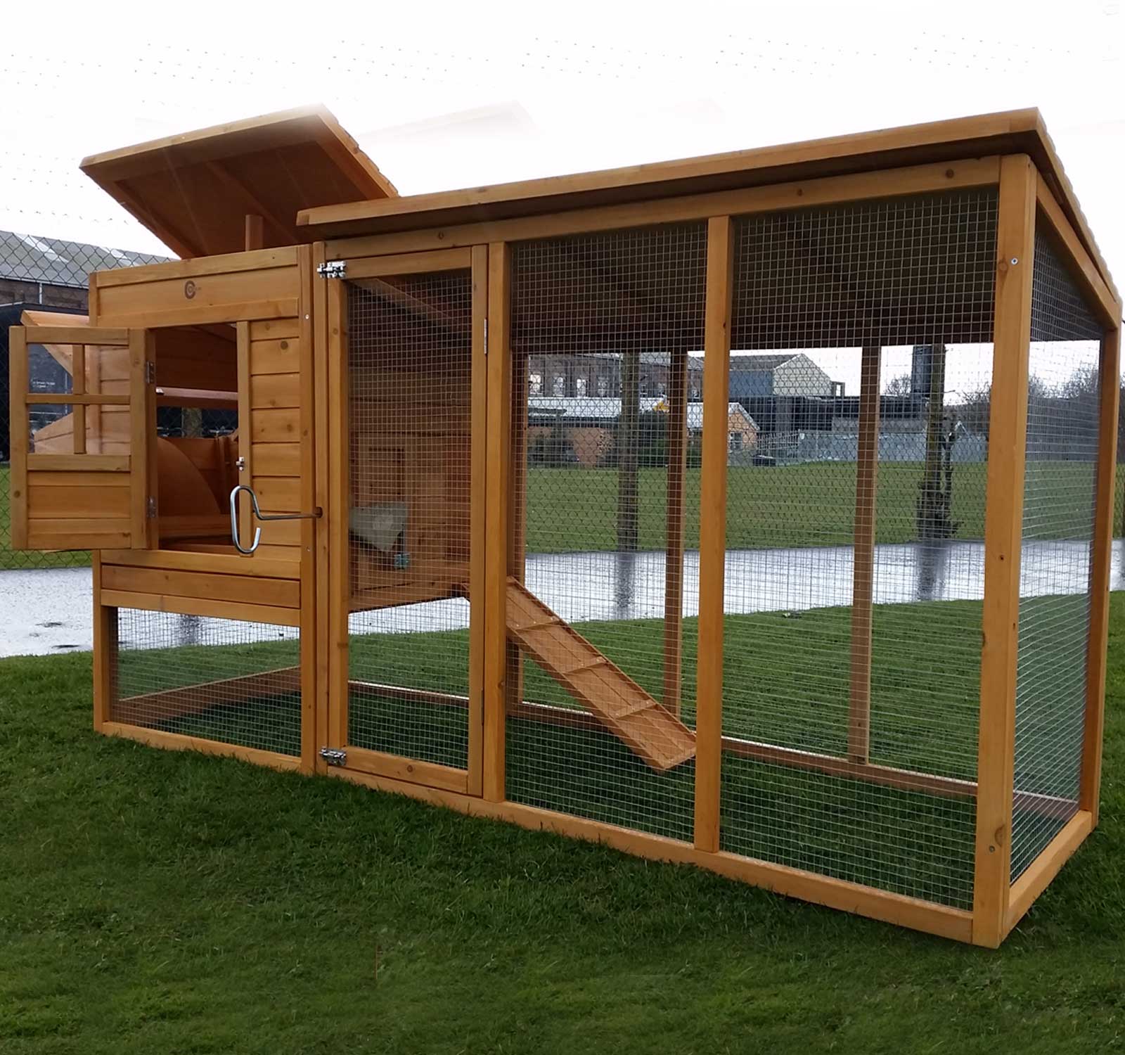 Chicken Coop CC4000XWR Cocoon Chicken Coops And Houses